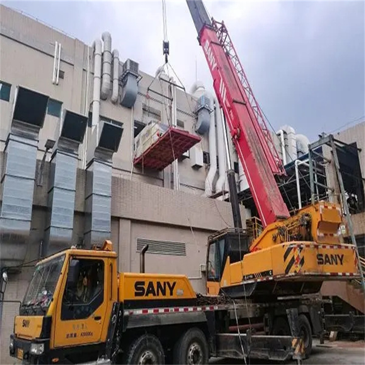 道真租赁大型汽车吊，助力工程项目高效进行